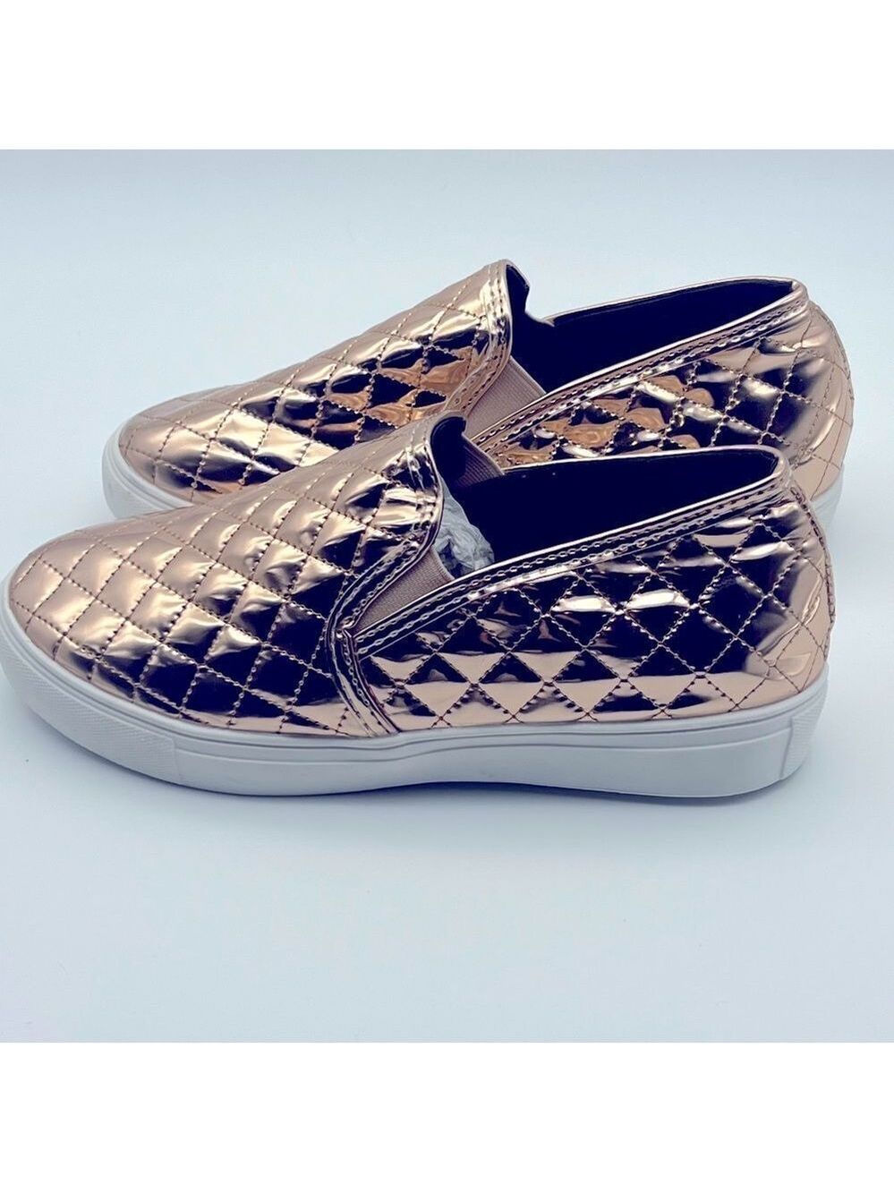 Rose Gold Slip On Sneakers Size 39 Brand Unknown Excellent Condition - Picture 4 of 9